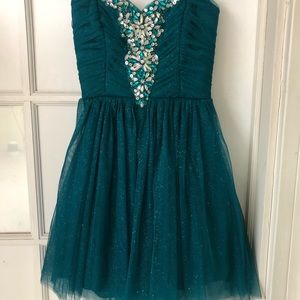 B.Darlin turquoise prom/homecoming strapless dress
